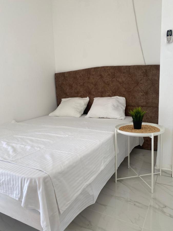 Apartment Oskar Beach Bat Yam Exterior photo